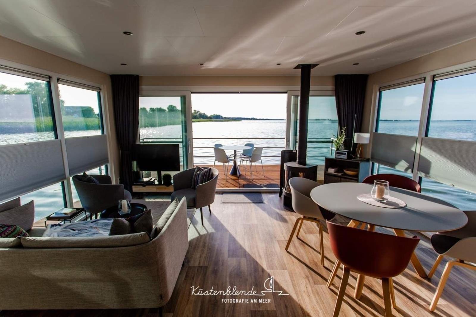 Hausboot Kranichnest 호텔 리브니츠 담가르텐 외부 사진